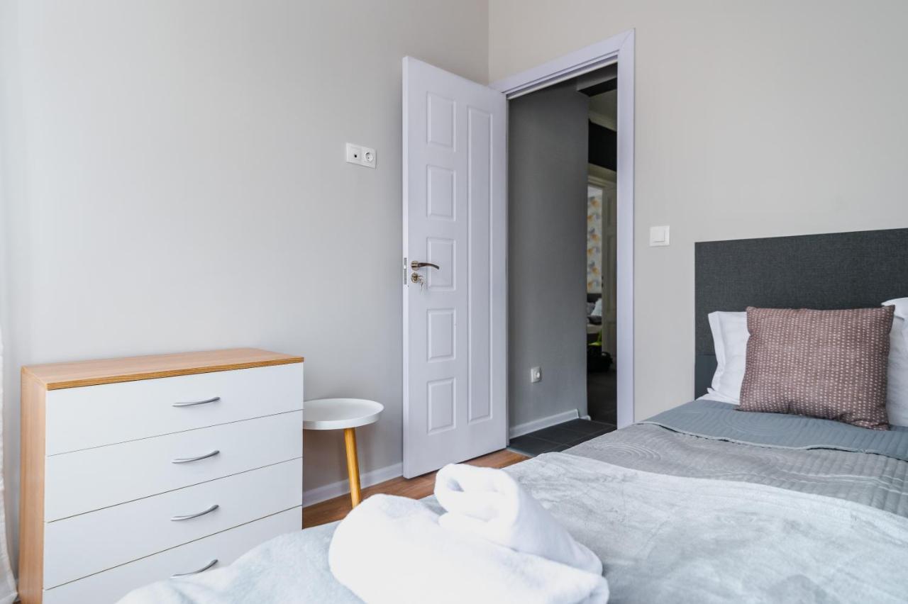 Boutique 2-Bedroom Apartment In Sofia Extérieur photo